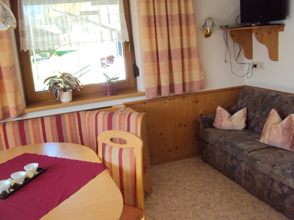 Haus Eben Apartamento Hippach Exterior foto
