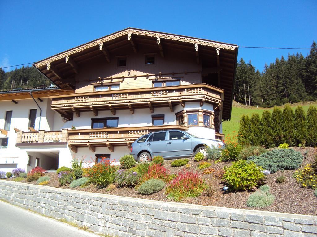Haus Eben Apartamento Hippach Exterior foto