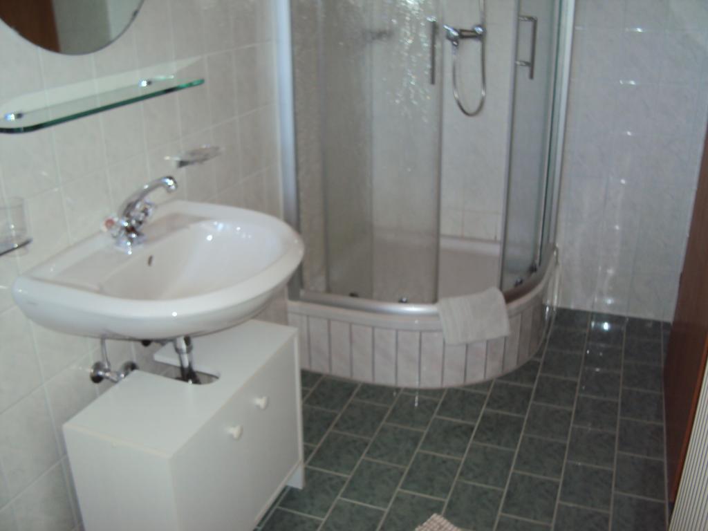 Haus Eben Apartamento Hippach Habitación foto